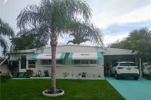 17 Madrid Ln, Port Saint Lucie, FL 34952 - Photo 2