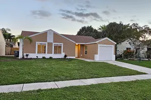 18974 Cloud Lake Cir, Boca Raton, FL 33496 - Photo 2