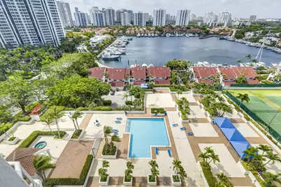3640 Yacht Club Drive, Unit #1507, Aventura, FL 33180 - Photo 32
