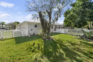 831 SE 25th St, Okeechobee, FL 34974 - Photo 48