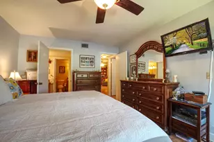 302 Pine Ridge Cir, Greenacres, FL 33463 - Photo 12