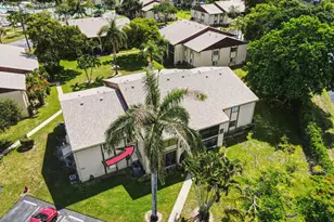 302 Pine Ridge Cir, Greenacres, FL 33463 - Photo 22