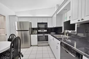 8146 Windgate Dr, Boca Raton, FL 33496 - Photo 6