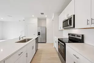 591 Salisbury Cir, Fort Pierce, FL 34982 - Photo 12