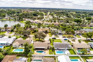 8301 SW 27th Pl, Davie, FL 33328 - Photo 38