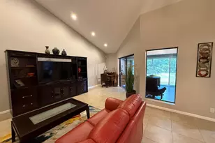 242 Par Dr, Royal Palm Beach, FL 33411 - Photo 14