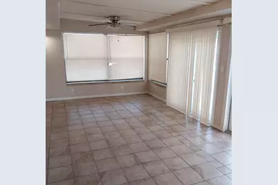 2482 SE Floresta Drive, Port Saint Lucie, FL 34984 - Photo 18