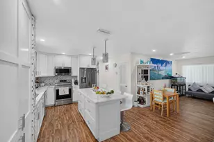 7026 Pine Tree Ln, Lake Clarke Shores, FL 33406 - Photo 6
