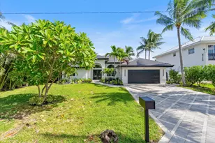 1132 NE 3rd Ave, Boca Raton, FL 33432 - Photo 2