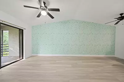 1210 SE Parkview Place, Unit #E9, Stuart, FL 34994 - Photo 6