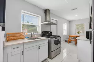 614 N E St, Lake Worth Beach, FL 33460 - Photo 46