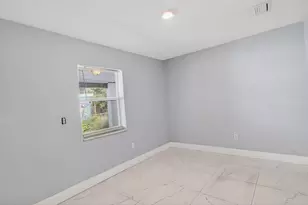 614 N E St, Lake Worth Beach, FL 33460 - Photo 16