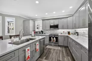 9893 Woodworth Ct, Wellington, FL 33414 - Photo 16