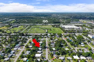 200 Plum Tree Dr, Lake Worth, FL 33462 - Photo 24