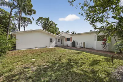 8855 N Bates Road, Palm Beach Gardens, FL 33418 - Photo 38