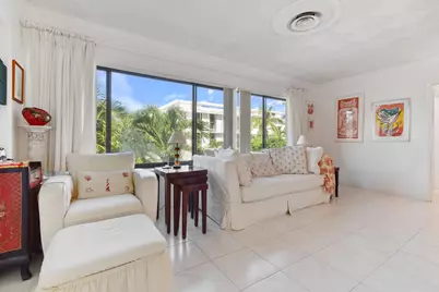 122 Peruvian Avenue, Unit #18, Palm Beach, FL 33480 - Photo 6