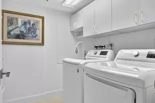 5280 N Ocean Dr Unit #15 E, Singer Island, FL 33404 - Photo 6