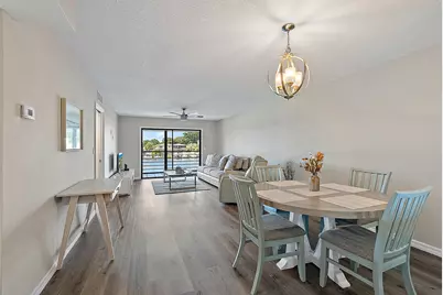 309 Lake Circle, Unit #201, North Palm Beach, FL 33408 - Photo 6