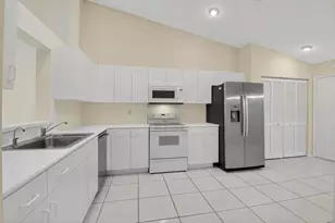 5634 Royal Lake Cir, Boynton Beach, FL 33437 - Photo 14