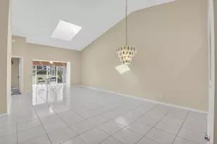 5634 Royal Lake Cir, Boynton Beach, FL 33437 - Photo 6