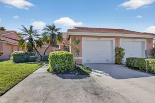 5634 Royal Lake Cir, Boynton Beach, FL 33437 - Photo 2