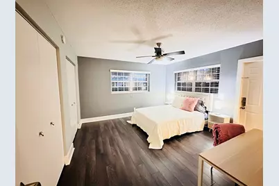 2424 NE 9th Street, Unit #112, Fort Lauderdale, FL 33304 - Photo 12