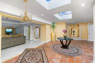 5104 White Oak Ln E, Tamarac, FL 33319 - Photo 10