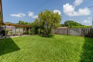 1361 Wyndcliff Dr, Wellington, FL 33414 - Photo 8