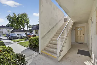 12001 Poinciana Boulevard, Unit #204, Royal Palm Beach, FL 33411 - Photo 6
