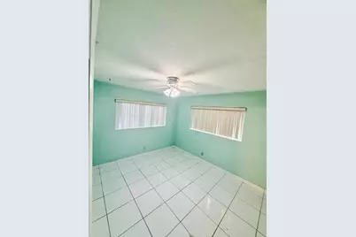 2581 Barkley Drive W, Unit #H, West Palm Beach, FL 33415 - Photo 8