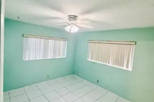 2581 Barkley Dr W, West Palm Beach, FL 33415 - Photo 8