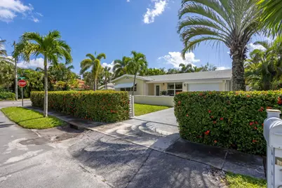 103 16th Avenue South, Lake Worth Beach, FL 33460 - Photo 2