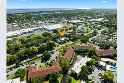 2070 Colonial Road, Unit #D4, Fort Pierce, FL 34950 - Photo 32
