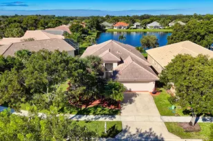 9089 Bay Harbour Cir, West Palm Beach, FL 33411 - Photo 2