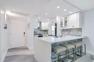 12 Royal Palm Way #605, Boca Raton, FL 33432 - Photo 6