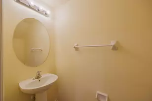 5636 NW 58th Ln, Tamarac, FL 33319 - Photo 22