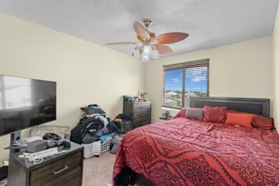 6458 Buena Vista Drive, Margate, FL 33065 - Photo 20