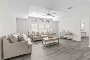 8101 Long Dr, Port Saint Lucie, FL 34952 - Photo 6