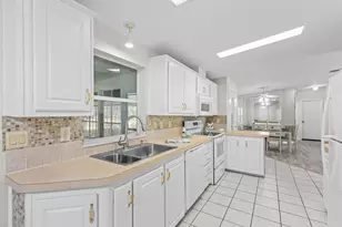 8101 Long Dr, Port Saint Lucie, FL 34952 - Photo 16