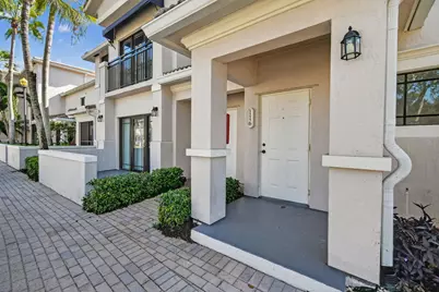 2804 Sarento Place, Unit #116, Palm Beach Gardens, FL 33410 - Photo 4