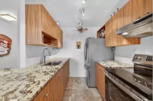 900 NE 18th Ave Unit, Fort Lauderdale, FL 33304 - Photo 4