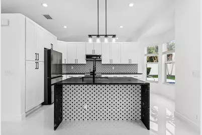 6009 Royal Birkdale Drive, Lake Worth, FL 33463 - Photo 10