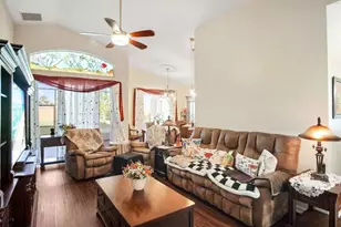 11660 SW Mountain Ash Cir, Port Saint Lucie, FL 34987 - Photo 10