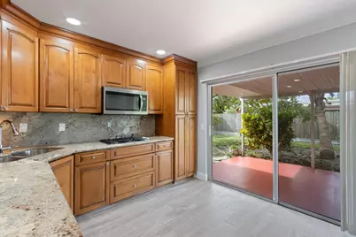 3329 El Vedado Court E, West Palm Beach, FL 33405 - Photo 10