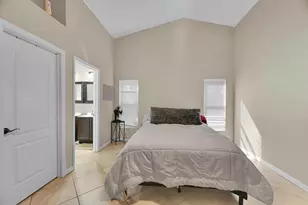 562 SW St Martins Cove, Port Saint Lucie, FL 34986 - Photo 18