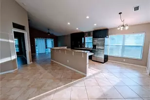 562 SW St Martins Cove, Port Saint Lucie, FL 34986 - Photo 8