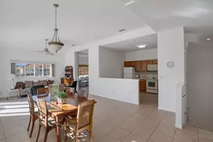 520 7th Sq, Vero Beach, FL 32962 - Photo 10