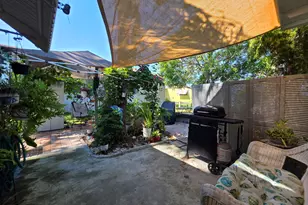 6241 Elm Ln, Lantana, FL 33462 - Photo 6