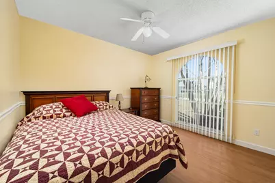 1835 18th Avenue SW, Vero Beach, FL 32962 - Photo 8