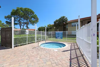 927 Siesta Key Boulevard, Deerfield Beach, FL 33441 - Photo 12